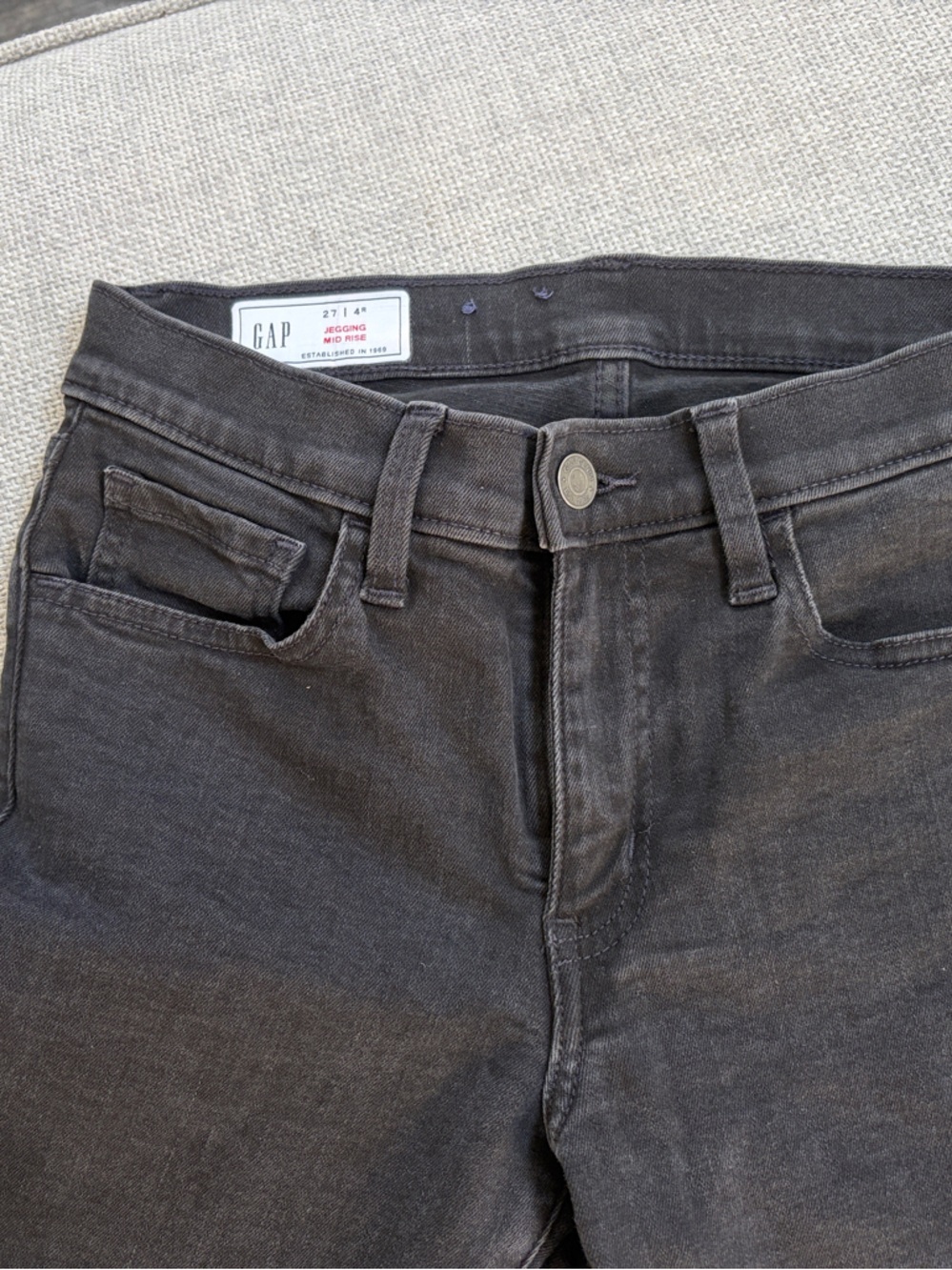 GAP Charcoal Black Stretch Jeans / Jeggings